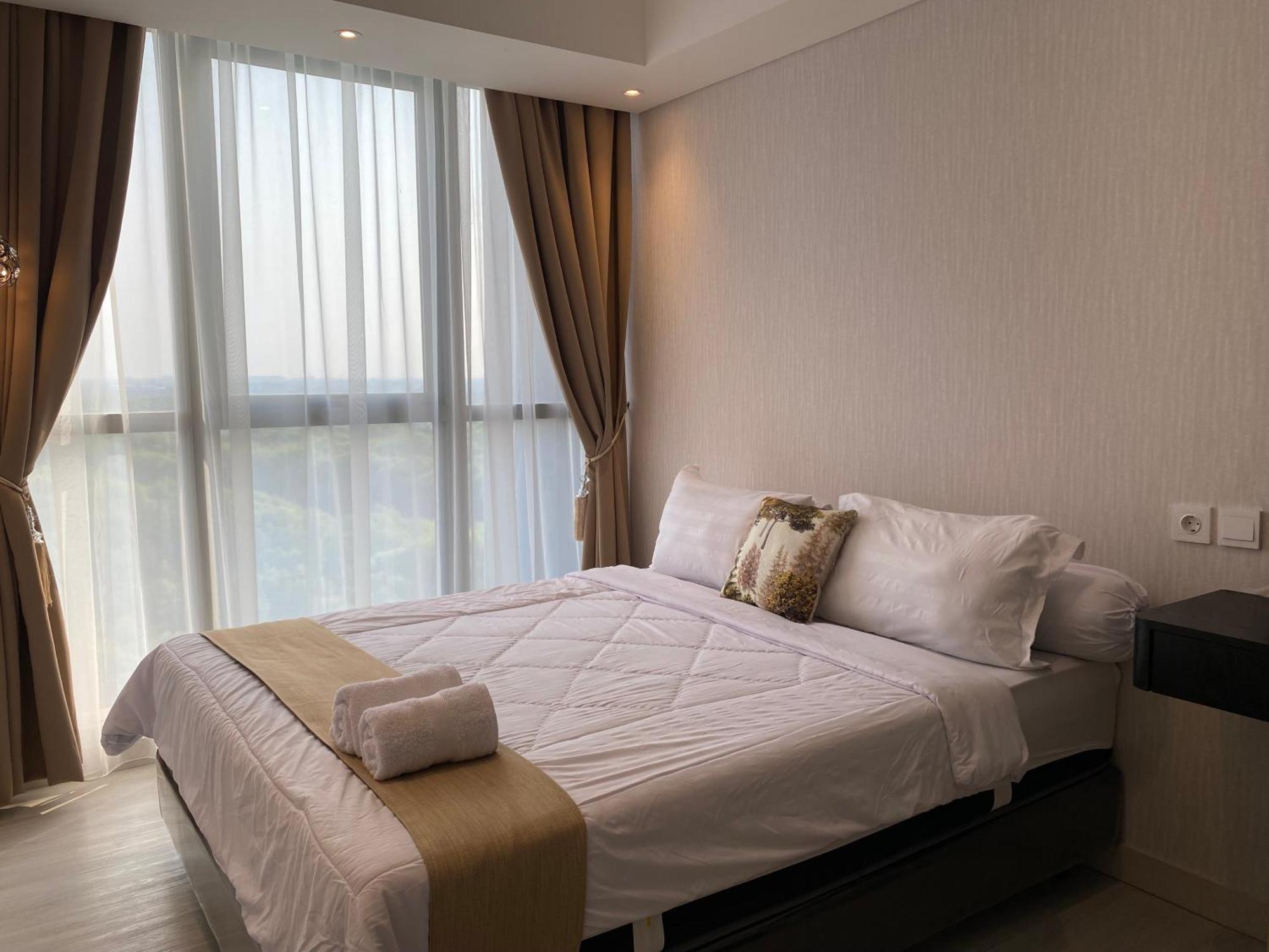 Comfort And Luxury Private Room At Goldcoast Pik Yakarta Exterior foto