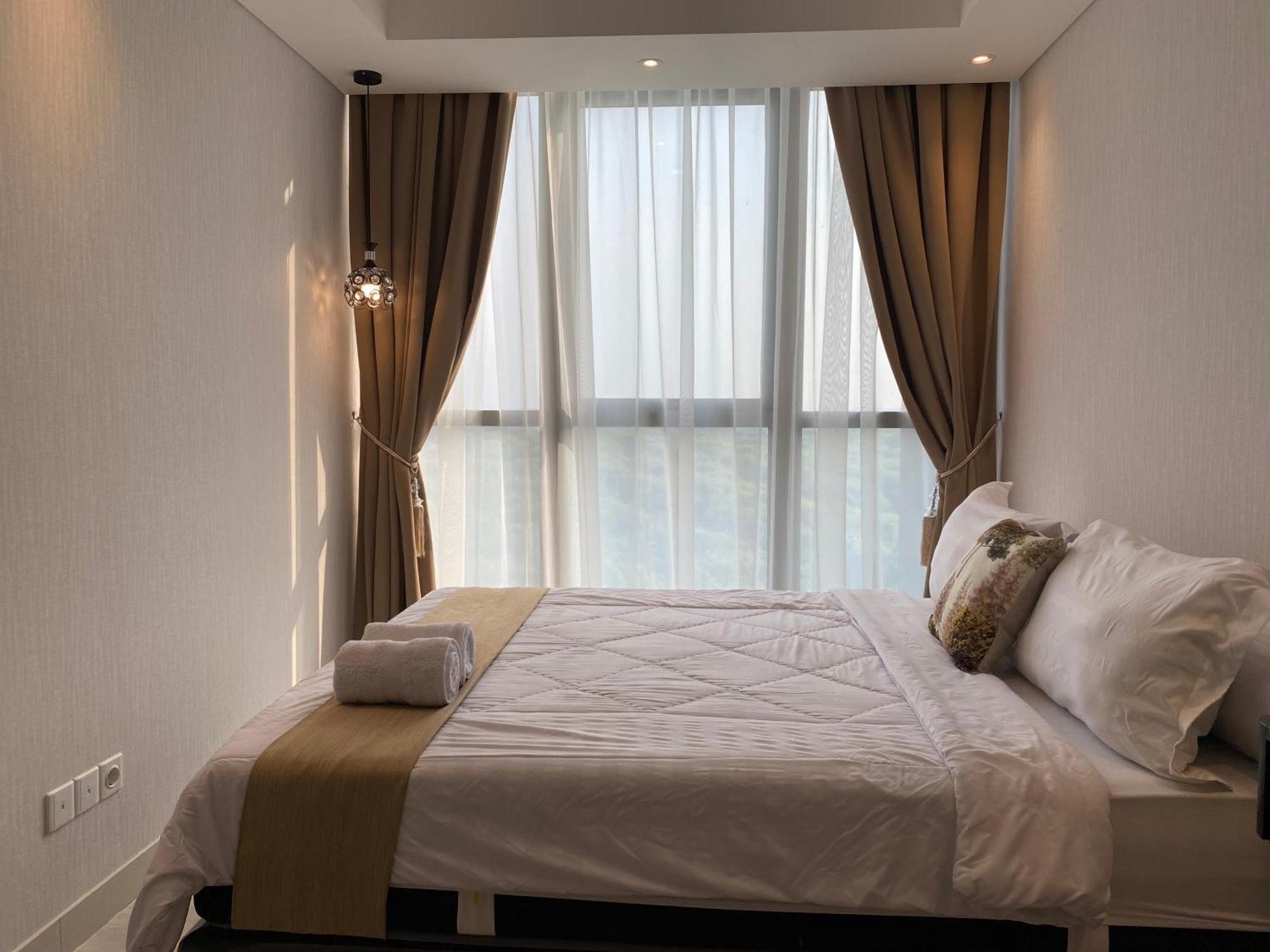 Comfort And Luxury Private Room At Goldcoast Pik Yakarta Exterior foto